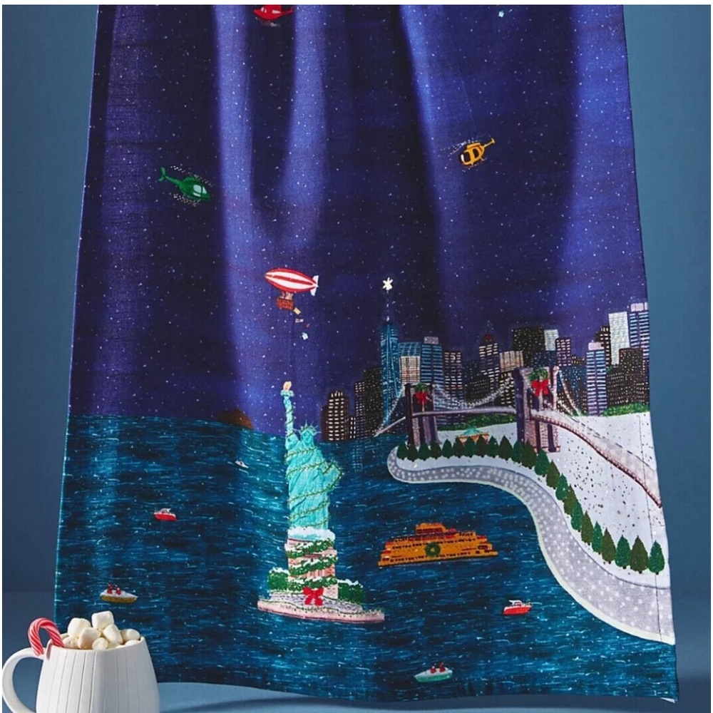Anthropologie Holiday in the City New York Dish Towel